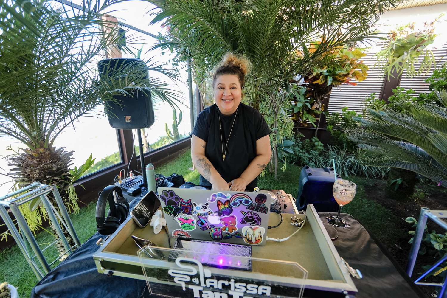 SERVIÇO DE DJ 